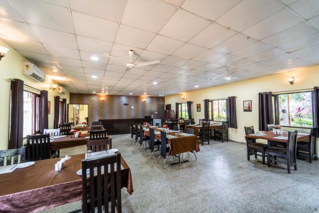 Narmada Hills Resort Omkareshwar Exterior photo